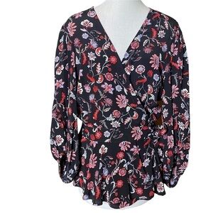 Banana Republic Boho Wrap Top. Size Small Tall